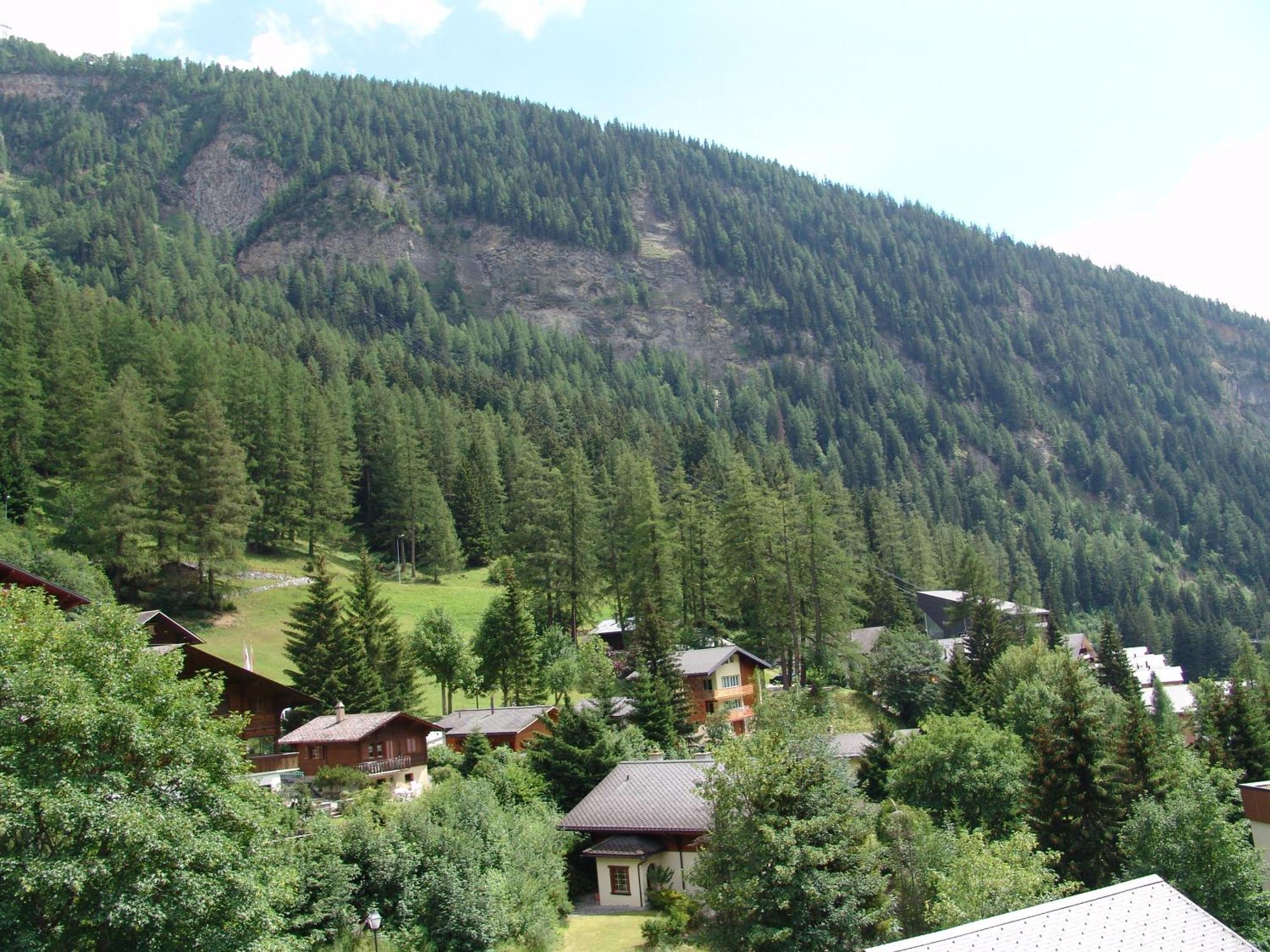 Apartments Haus Quelle Leukerbad Eksteriør billede